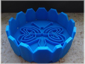 Tablett-design labyrinthische Herz Schmetterling innerhalb Skulpturen 3d print model - Mito3D