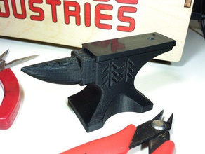 ferreiros bigorna adereços preto smith martelo ferro de engomar aço ferramentas 3d print model - Mito3D