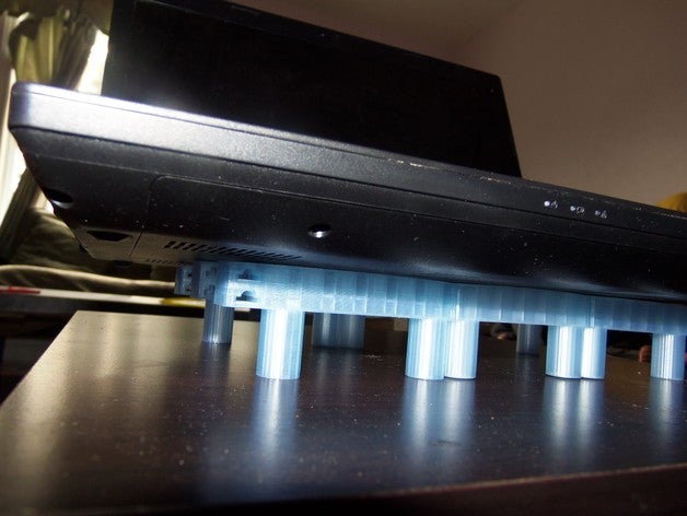ordinateur portable refroidisseur personnalisables customizer gadget 3D print model - Mito3D