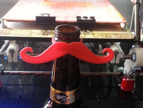 bouteille moustache les jouets jeux 3d print model - Mito3D