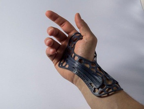 polsiera altri 3drag esagonale plantari pla braccialetto wristbrace 3d print model - Mito3D