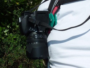 support dslr caméra pour appareil photo reflex ou autres un sac à dos le clip nikon 3d print model - Mito3D