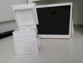 boite rose tudor, avec serrure &agrave secret interactifs art fait marque 3d print model - Mito3D