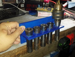 r8 tool collet holder machine tools chuck rack 3d print model - Mito3D