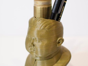 chef suprême de la coupe du stylo sculptures fan jong kim kimjongun porte-crayon porte-stylo thicc 3d print model - Mito3D
