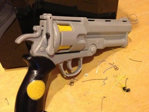 remezclada hellboy revólver buen samaritano props el 3d print model - Mito3D