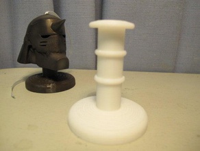mini casco stand oggetti di scena 3d print model - Mito3D