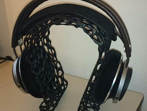 omega headphone stand - voronoi style audio headphones holder 3d print model - Mito3D