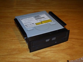 unidad de cd-rom se monta el panel frontal escritorio la computadora 3d print model - Mito3D