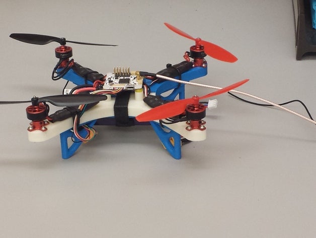 iqcenter micro-h quad in der Robotik Drohne openpilot quadcopter quadrotor 3D print model - Mito3D