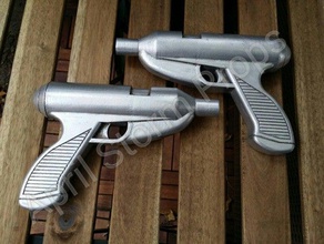 rav bralor pistolas - feminino caçador de recompensas star wars expanded universe adereços mandalorianas 3d print model - Mito3D