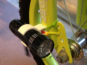 torche lampe de poche à clip pièces bicicle vélos ziptie 3d print model - Mito3D