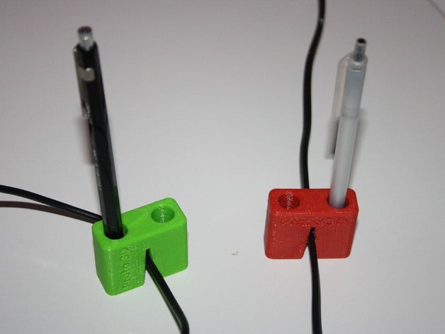 support pince fil gadgets crayon pencyl 3D print model - Mito3D