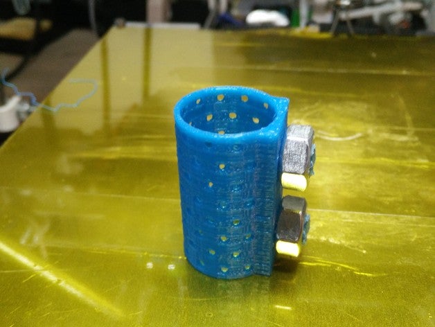 alimentador de cuadro pesca la carpa el 3D print model - Mito3D