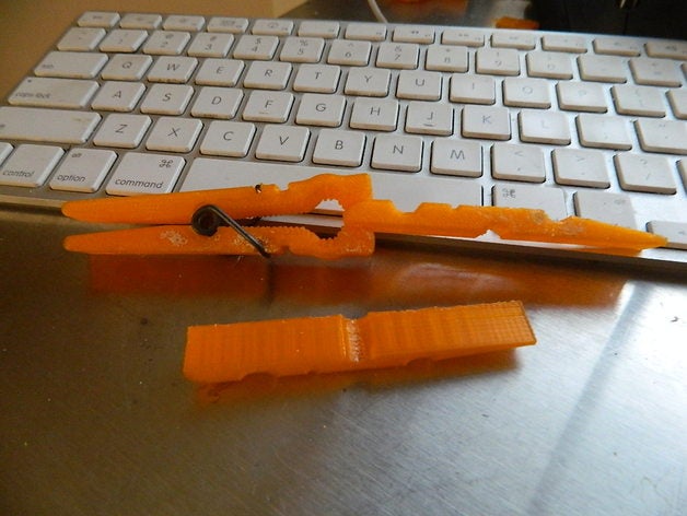 ub r roupas pin do agregado familiar grampo clipe pegue a primavera fio 3D print model - Mito3D