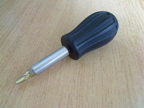 stubby hand drill bit-holder tools bit holder tool hex screwdriver 3d print model - Mito3D