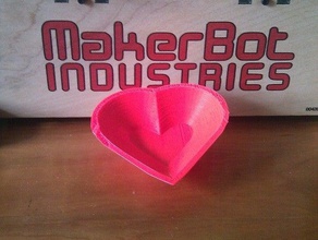 corazón en forma de plato dulces otros 3d print model - Mito3D