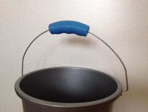 ergonomic bucket handle outdoor & garden accessibility grip water 3d print model - Mito3D