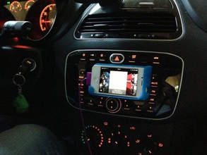 iphone car dock mobil evo fiat punto 4 4s 3d print model - Mito3D