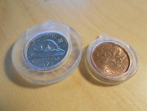 canadense moeda colar encantos jóias moedas 3d print model - Mito3D