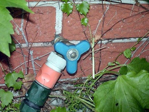 garden hose valve tap handle outdoor & 3d print model - Mito3D