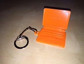 notebook-Schlüsselanhänger klappbar Schlüsselanhänger einfach drucken keychain marc notebook vorhanden 3d print model - Mito3D