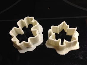 oak & maple leaves decorating pie crusts kitchen dining cutter leaf crust 3d print model - Mito3D