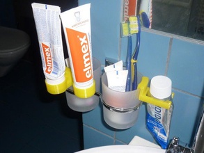 toothpaste tube holder bathroom 3d print model - Mito3D