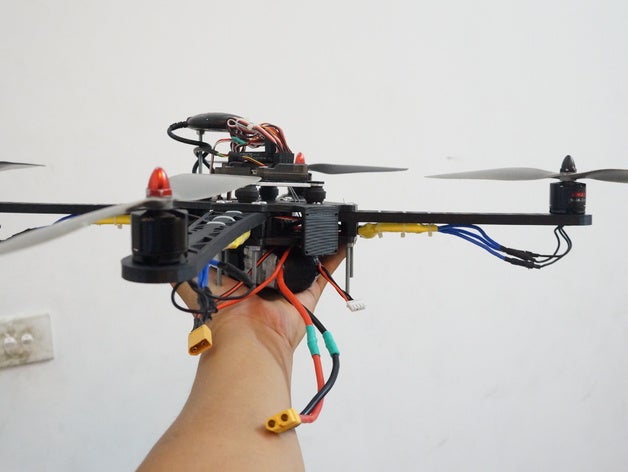 belo quadcopter tamanho de 450 pequenas 20x15x15cm impressora 3d A impressão 3D print model - Mito3D