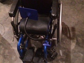 fauteuil roulant ipad mont de la tablette appareil d'assistance technologie les enfants parole 3d print model - Mito3D