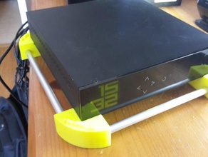 soporta freebox mini 4k et t l commande equipo bluetooth libre 3d print model - Mito3D