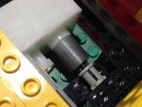 personnalisable lego adaptateur moteur la robotique réglable essieu à engrenages gm8 paramétrique robotmama solarbotics 3d print model - Mito3D