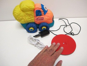 pulsador circular botão redondo mão as ferramentas accesibility dispositivo assistencial a tecnologia assistiva dedo deficiência discapacidad handicap juego juguete o mano jogar producto apoyo brinquedo 3d print model - Mito3D