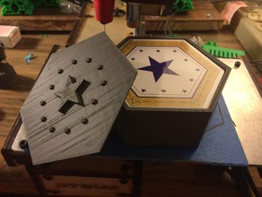 battlestar galactica üçlü kart kutusu oyuncak oyun aksesuarlar kartları protopasta paslanmaz çelik 3d print model - Mito3D