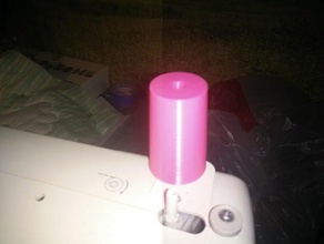 carrete adaptador de pequeña máquina coser la moda 3d print model - Mito3D