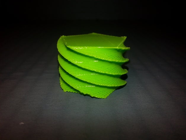 pentágono torção matemática 3D print model - Mito3D