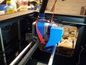 complementos replicador 2 3 d la impresión cojinete de soporte cable conducto del ventilador mk8 rodamiento 3d print model - Mito3D