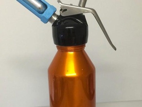 húngaro de n2o la botella gas bombona titular cocina comedor 3d print model - Mito3D