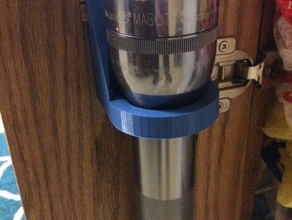maglight porta di gabinetto del monte organizzazione 3d print model - Mito3D