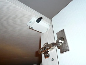 armario de puerta interruptor caso organización la lámpara luz microinterruptor sunhokey prusa i3 3d print model - Mito3D