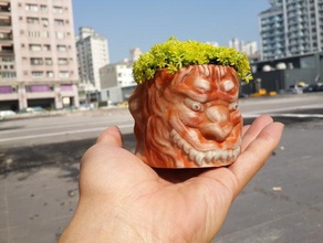 leo - pot de fleurs décor 3d print model - Mito3D