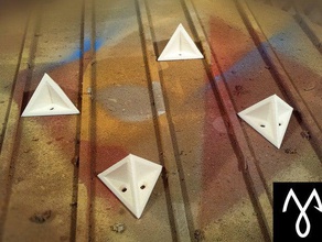 ciddi boya yer güvenli koniler araçlar el aletleri piramit vida tetrahedron doğrama ahşap atölye 3d print model - Mito3D