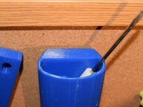 marcador titular de un lápiz la oficina boletín junta sostenedor pluma chincheta 3d print model - Mito3D
