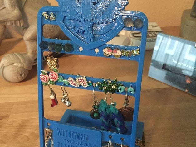 ravenclaw earring holder accessories 3D print model - Mito3D