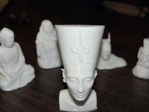 el busto de nefertiti base plana la gente 3d print model - Mito3D