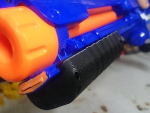 nerf alboroto de la acción bomba agarre mecánica los juguetes raider pistola 3d print model - Mito3D