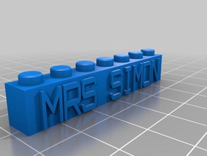 mrs simon necklacekeychain construção brinquedos personalizado 3d print model - Mito3D