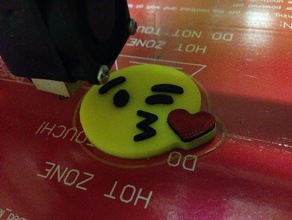 emoticono emoji keychains 3d print model - Mito3D