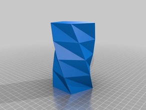 twisted çokgen vazo kaplar özelleştirilmiş 3d print model - Mito3D
