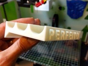 ecza dolabında diş fırçası tutucu banyo 3d print model - Mito3D